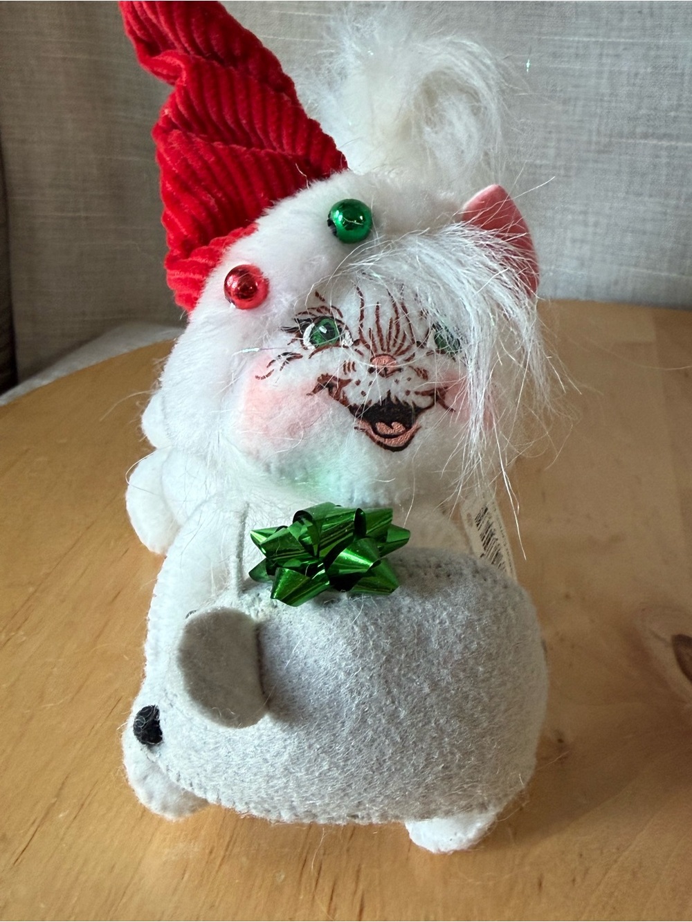 NWT 2010 AnnaLee White Cat With Mouse Christmas Ornament Possible Cozy Kitty
